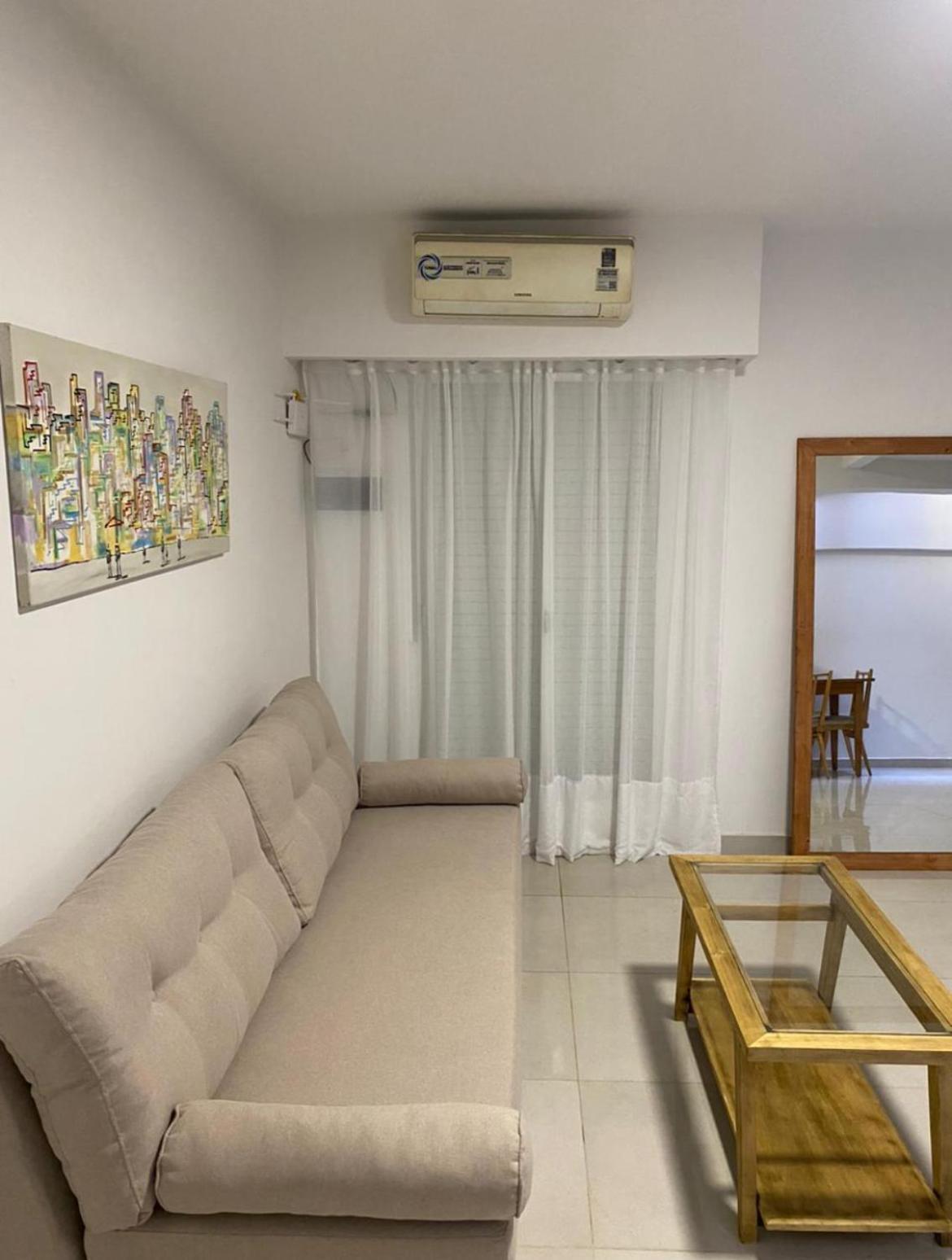 Apartment Reconquista900