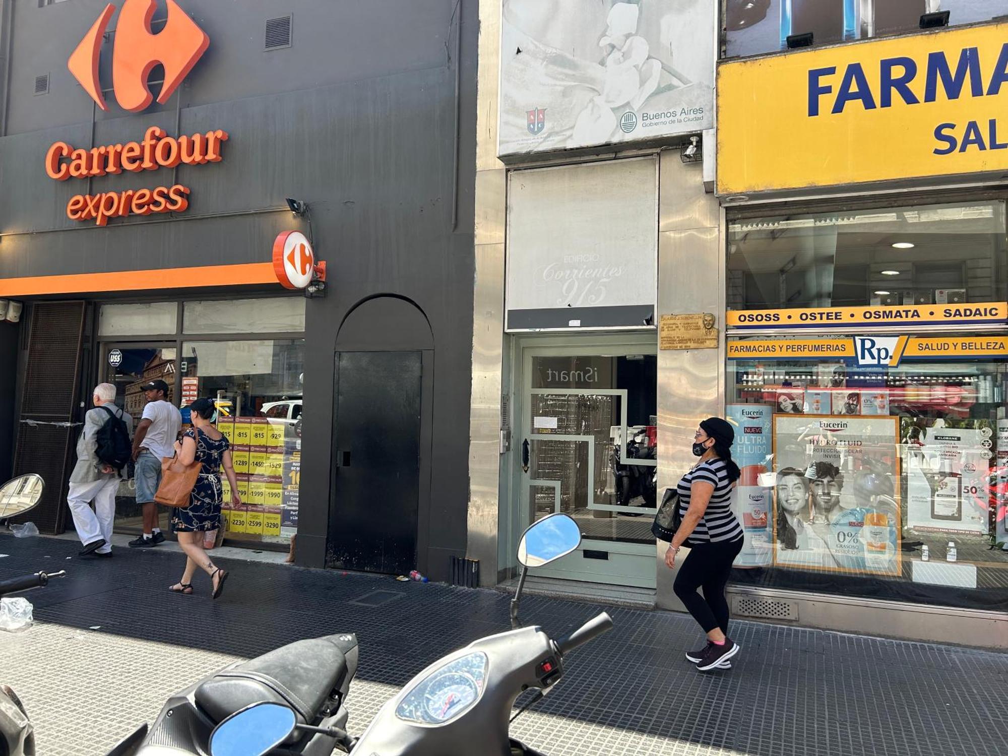 Corrientes900 *