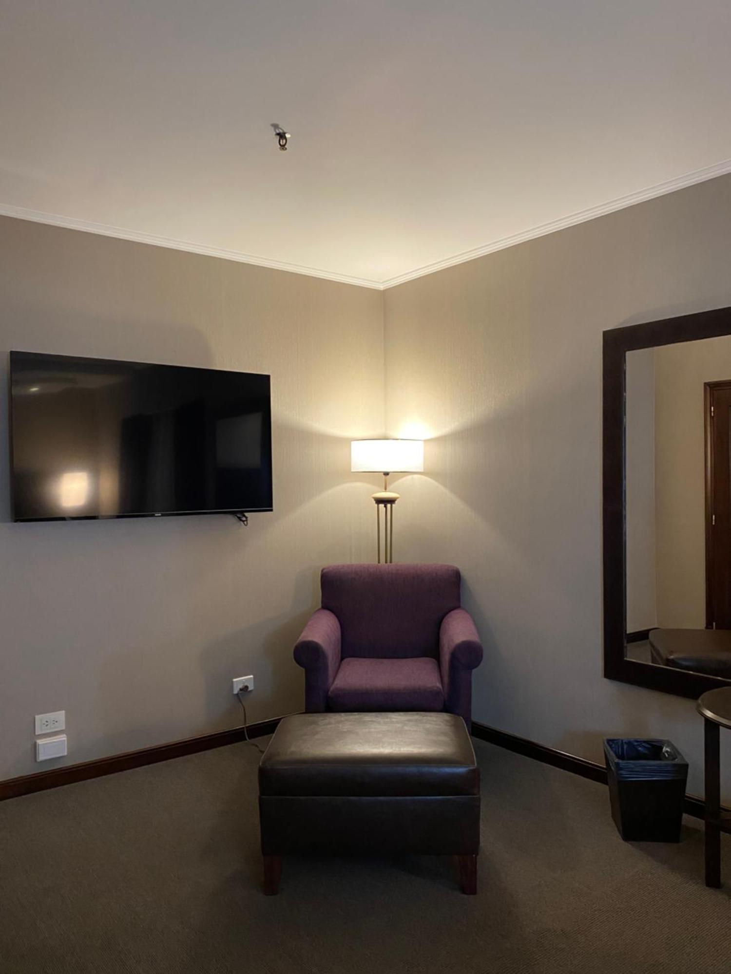 Howard Johnson Plaza By Wyndham Florida Street Hotel 4*