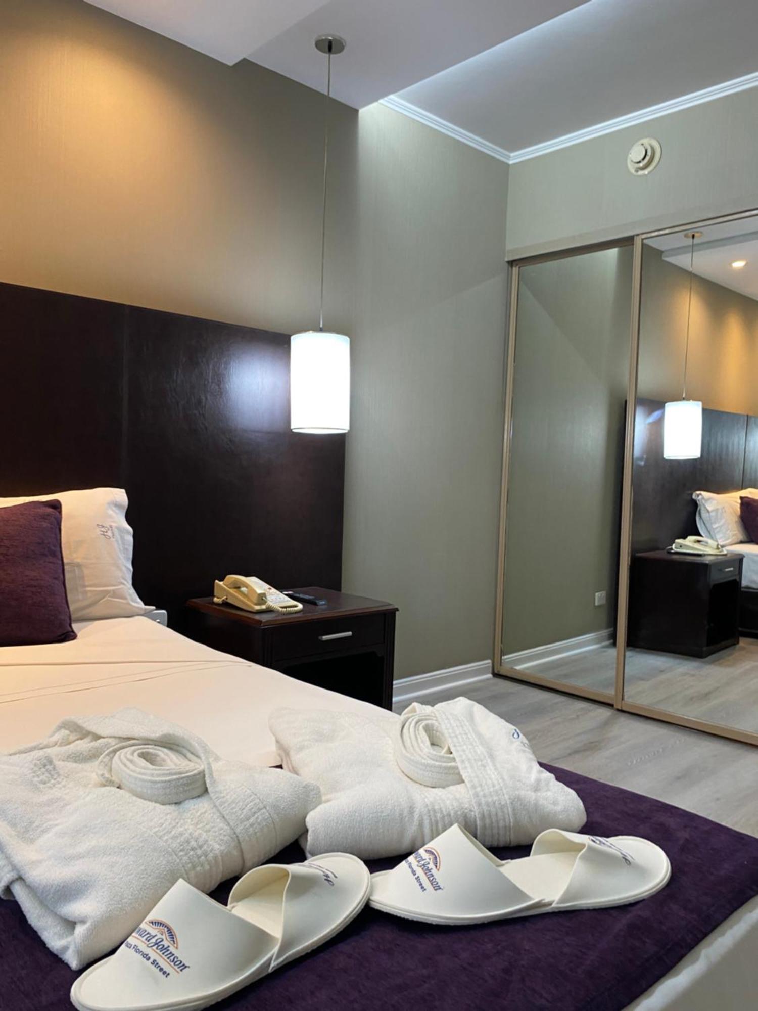 Hotel Howard Johnson Plaza By Wyndham Florida Street Buenos Aires