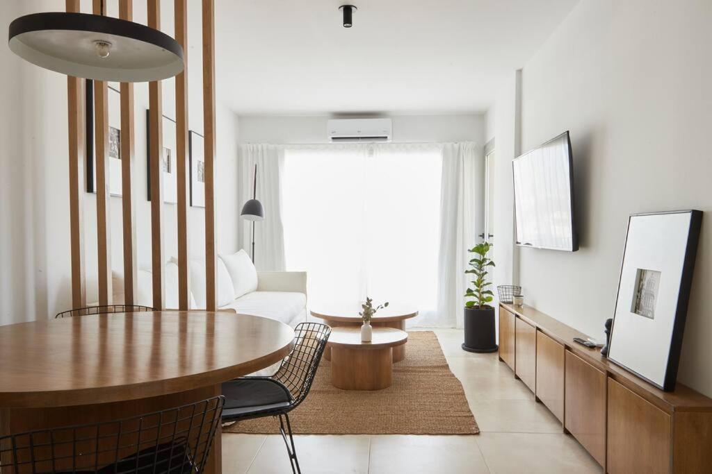 Hestia At Palermo Cozy & Bright 1 Bdr W Pool Apartment *