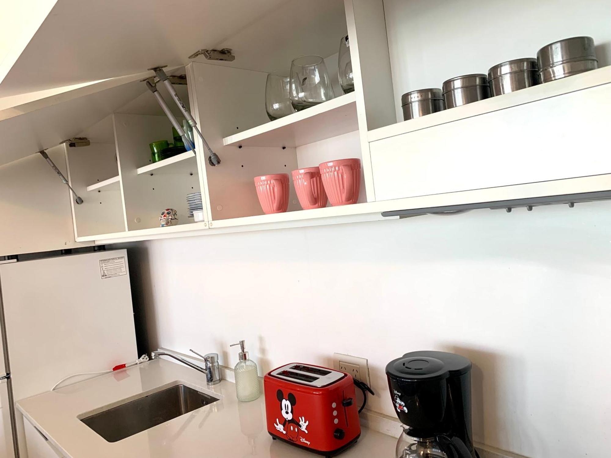 Amplio Departamento Con Balcon, Zona Palermo Hollywood *