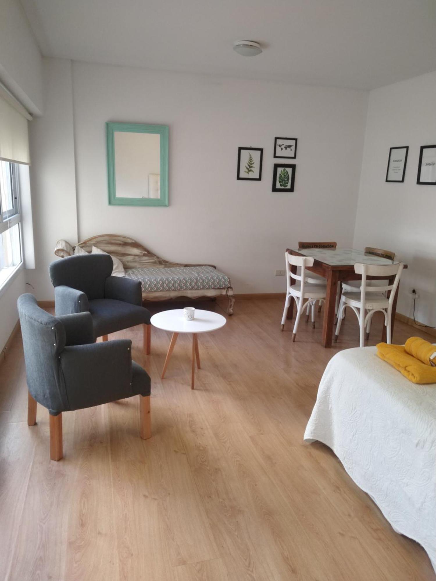 Confortable Departamento. Excelente Ubicacion *
