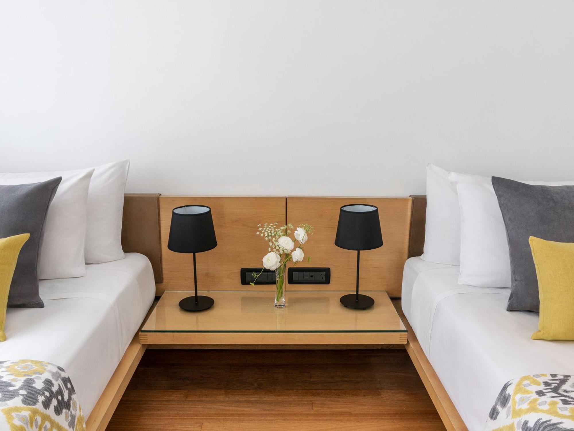 Htl Urbano Hotel
