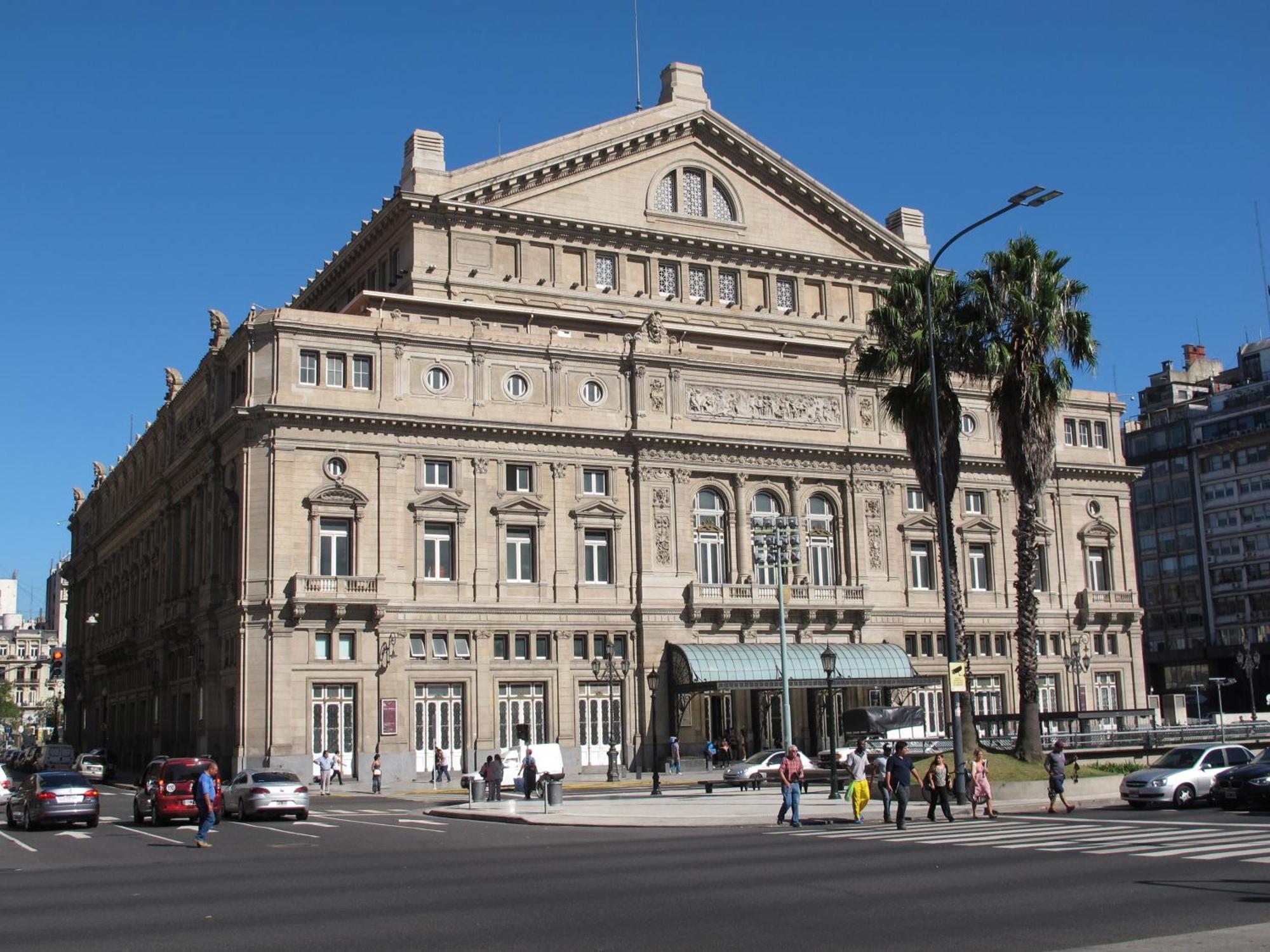 Avenida Apartment