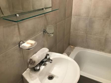 Alquilo X Dia Avenida Corrientes Caba Movistar Arena Hasta 5 Pax Cochera Apartamento