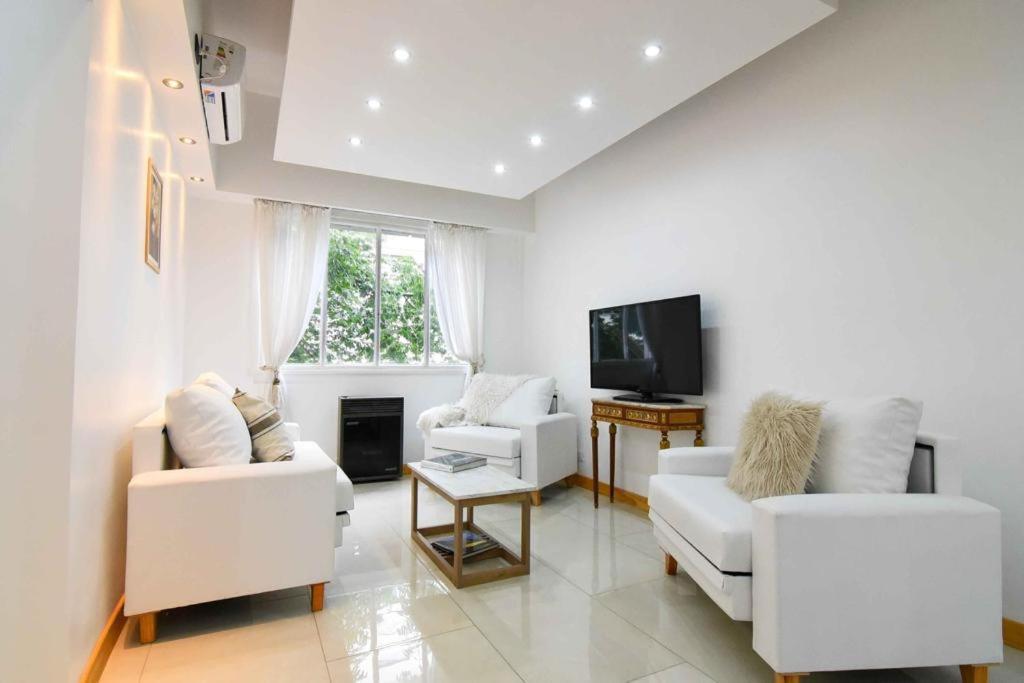 Dpto. En Recoleta: Calido, Proximo Y Confortable Apartamento Buenos Aires