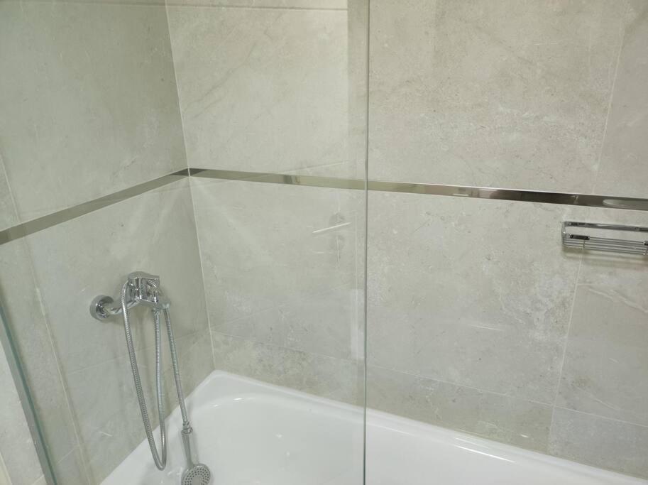 Oportunidad Para Disfrutar, Nuevo Y Centrico Apartment *