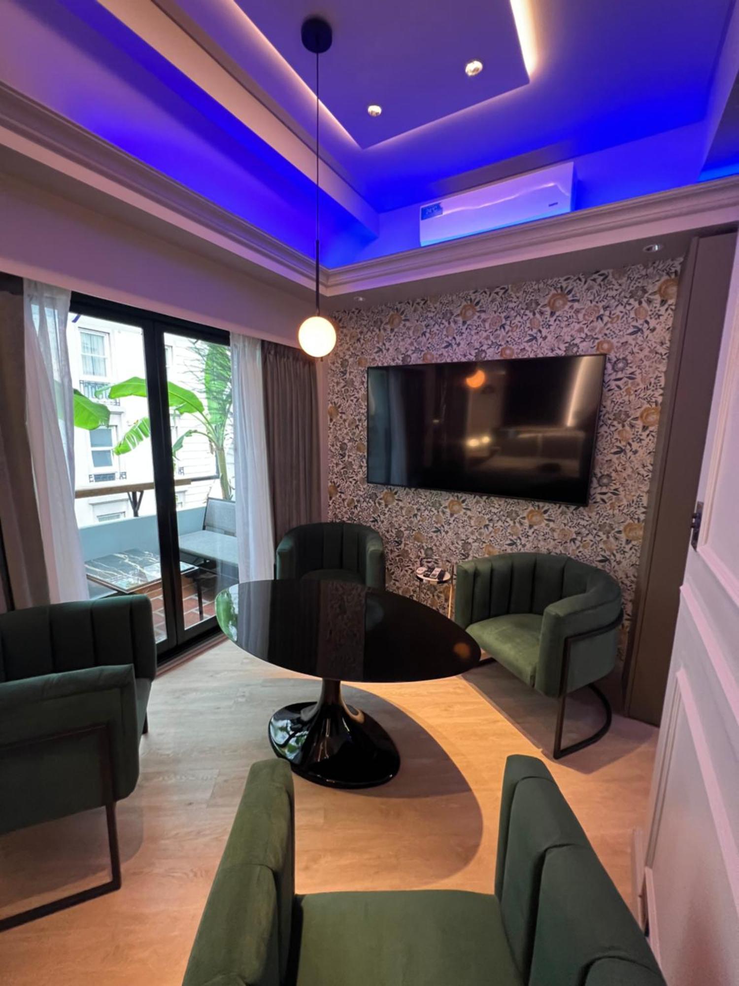 Petite Alvear Apartment *
