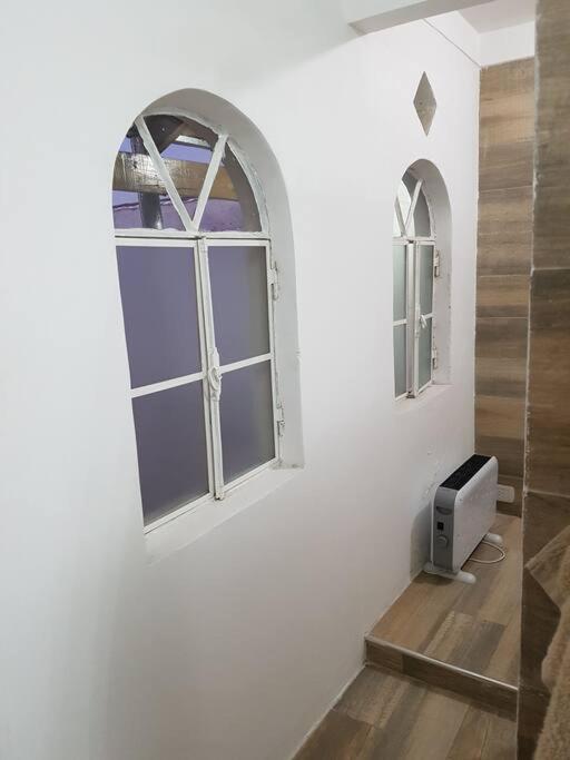 Grande Y Luminosa Cerca Del Subte Linea B Homestay
