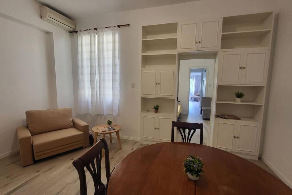 Departamento En Glamourosa Calle, 1 Dormitorio Buenos Aires