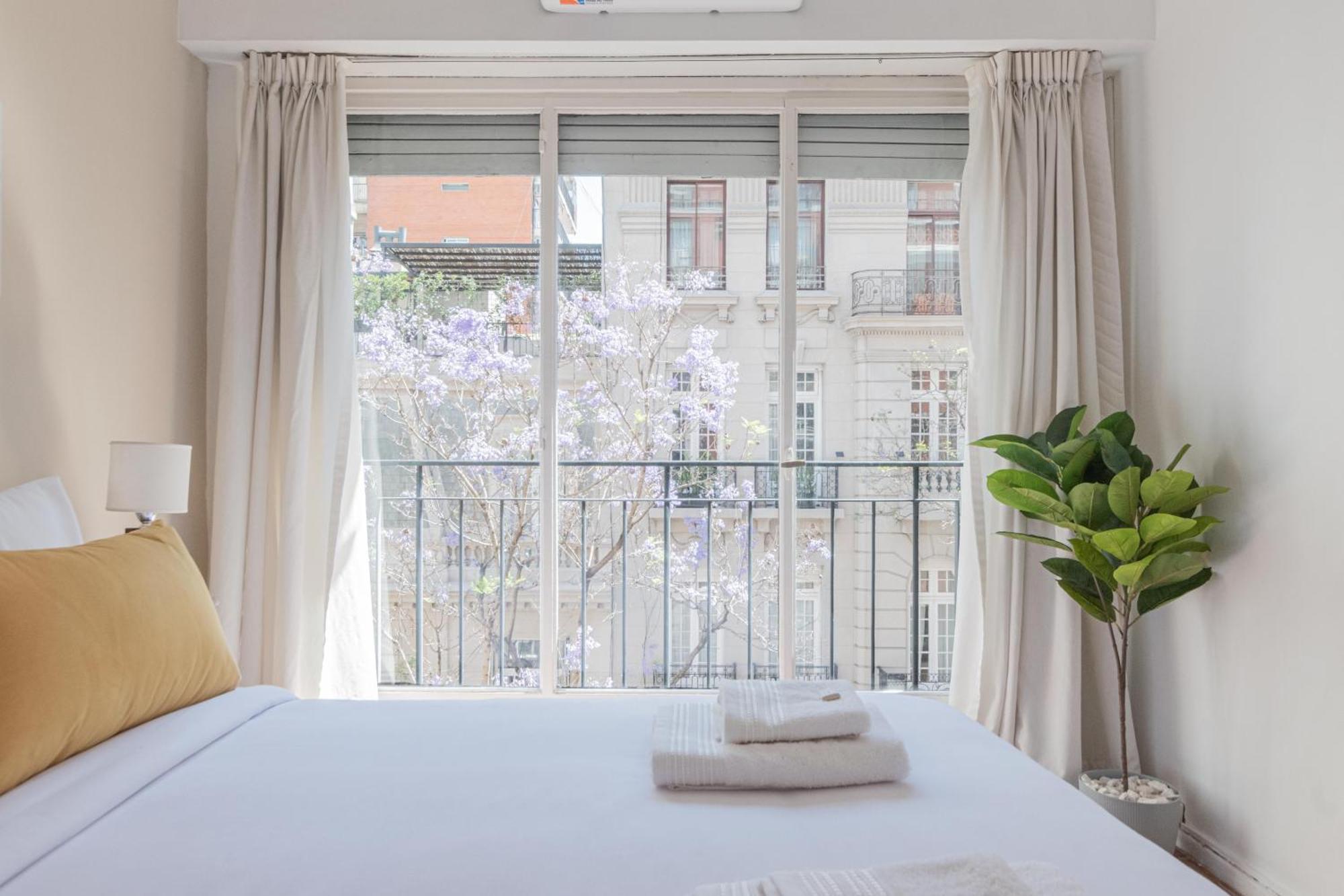 Fliphaus Guido 1700 B - 1 Bd In Recoleta Apartment