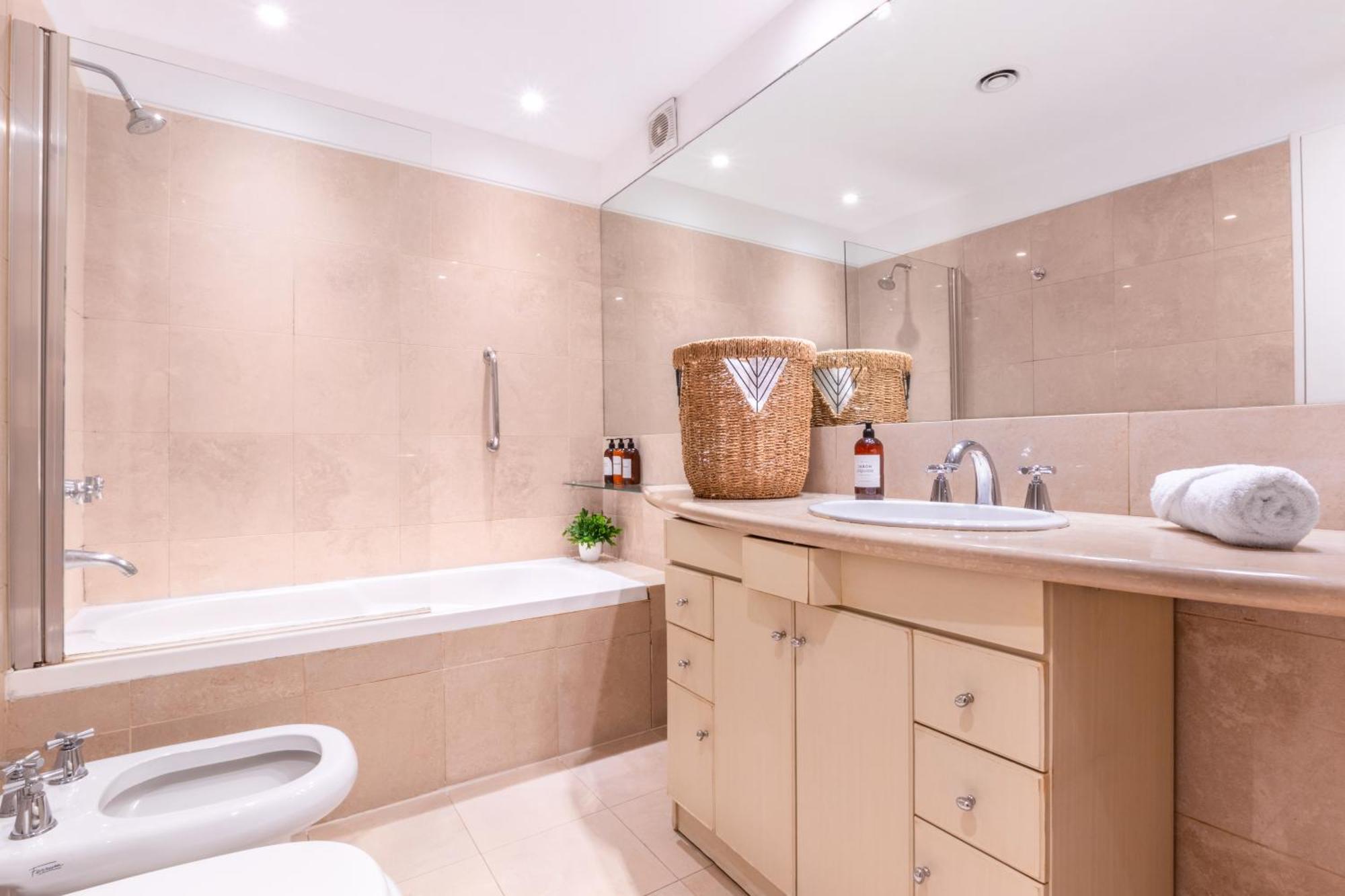 Luxury In Puerto Madero Apartment *