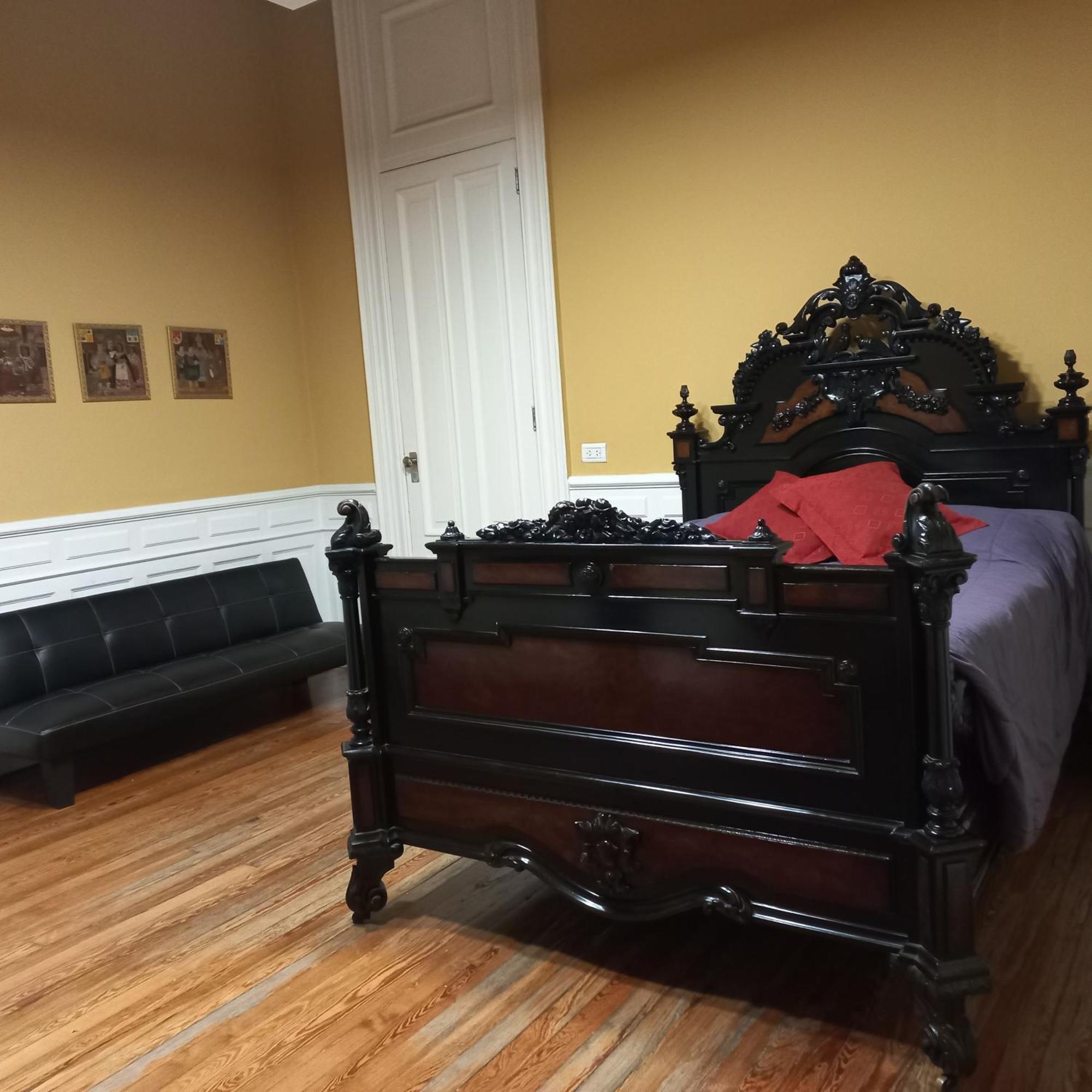Kalahat Bed & Breakfast *