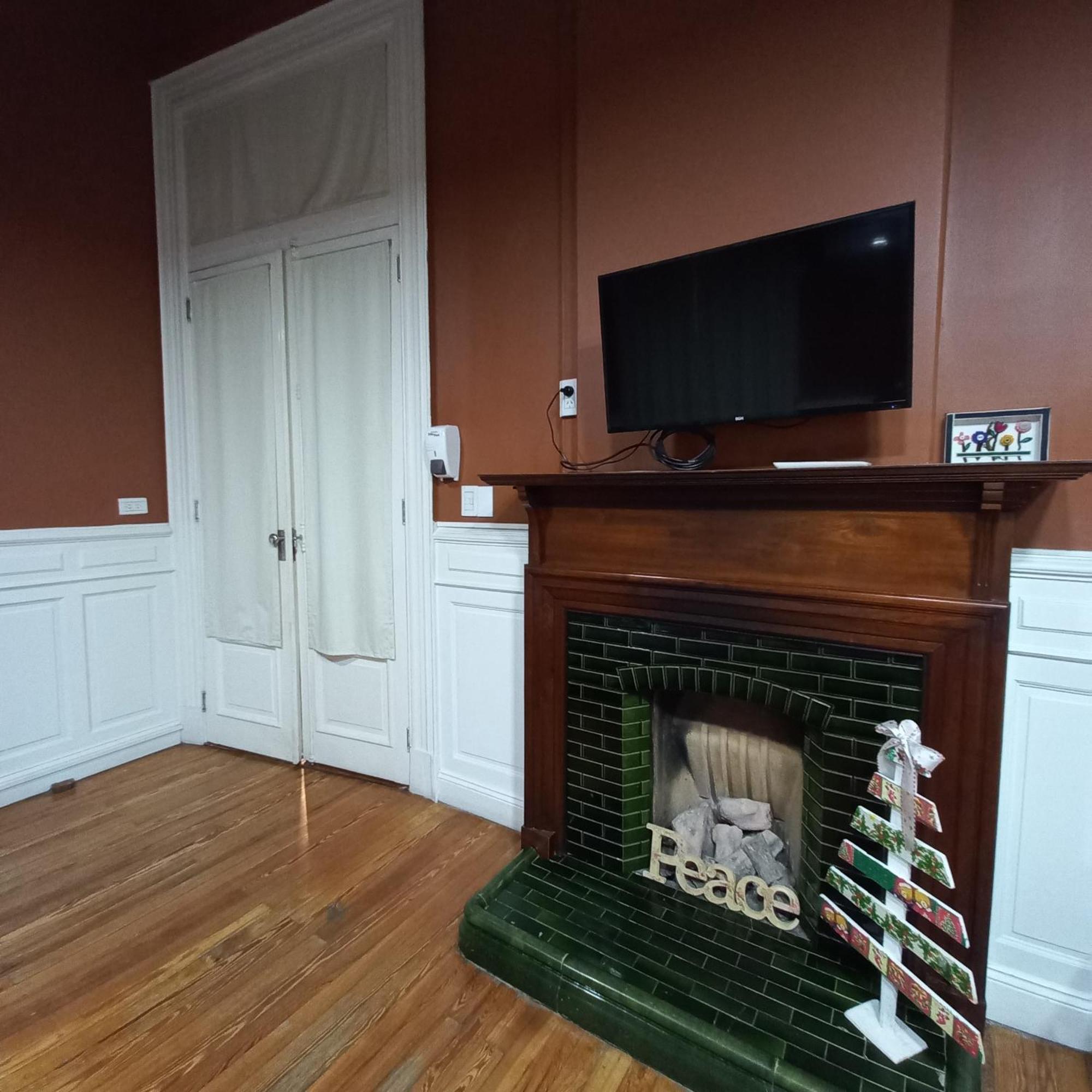 Kalahat Bed & Breakfast