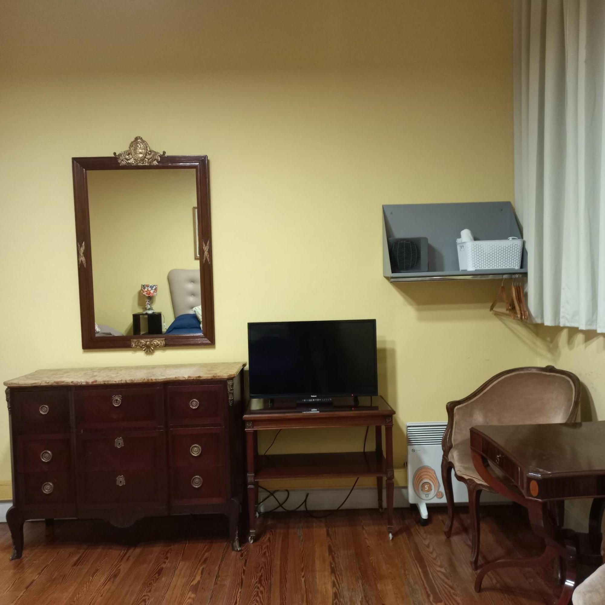 Kalahat Bed & Breakfast *