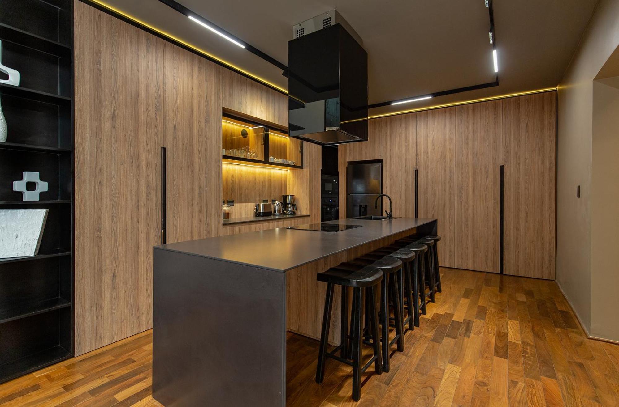 Modern Luxury Perfect For Couples And Families