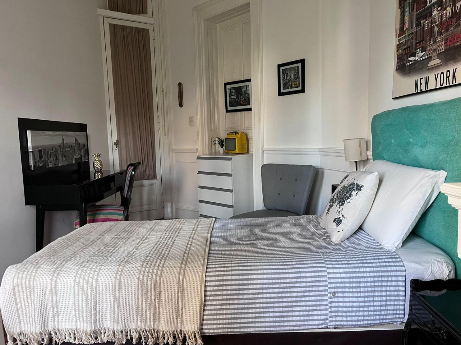 La Casa De Lola Ba Bed & Breakfast *
