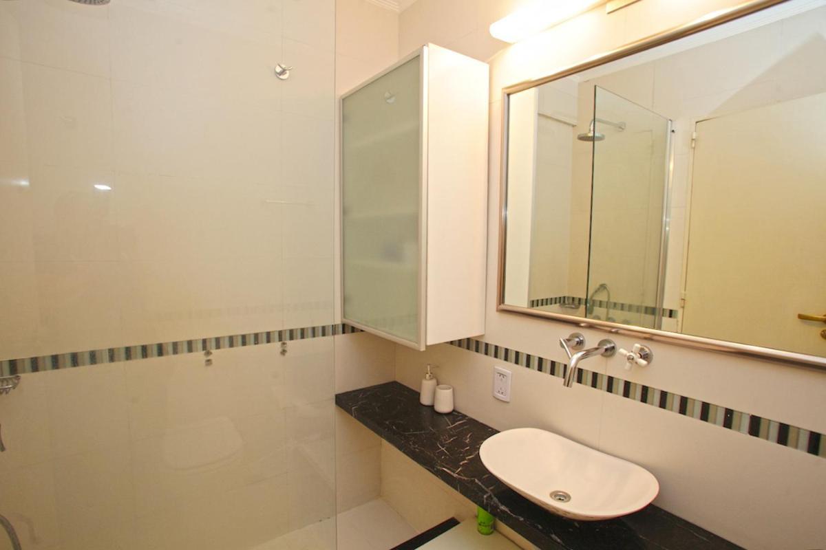 Stylish 3 Bedroom Family Apt In Palermo *
