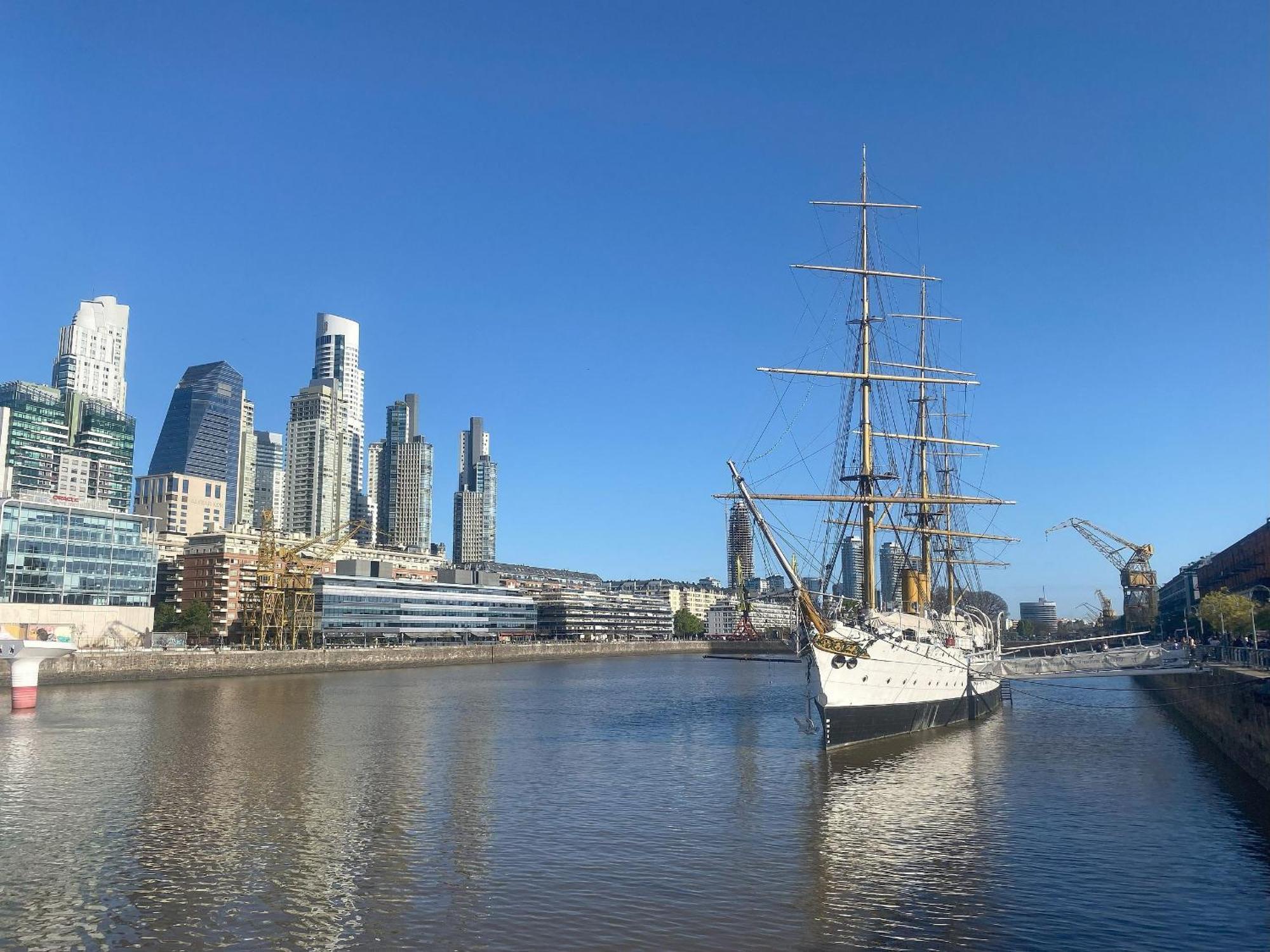 Puerto Madero Piso 20 Vista A La Ciudad 67 Mts2 Apartment Buenos Aires