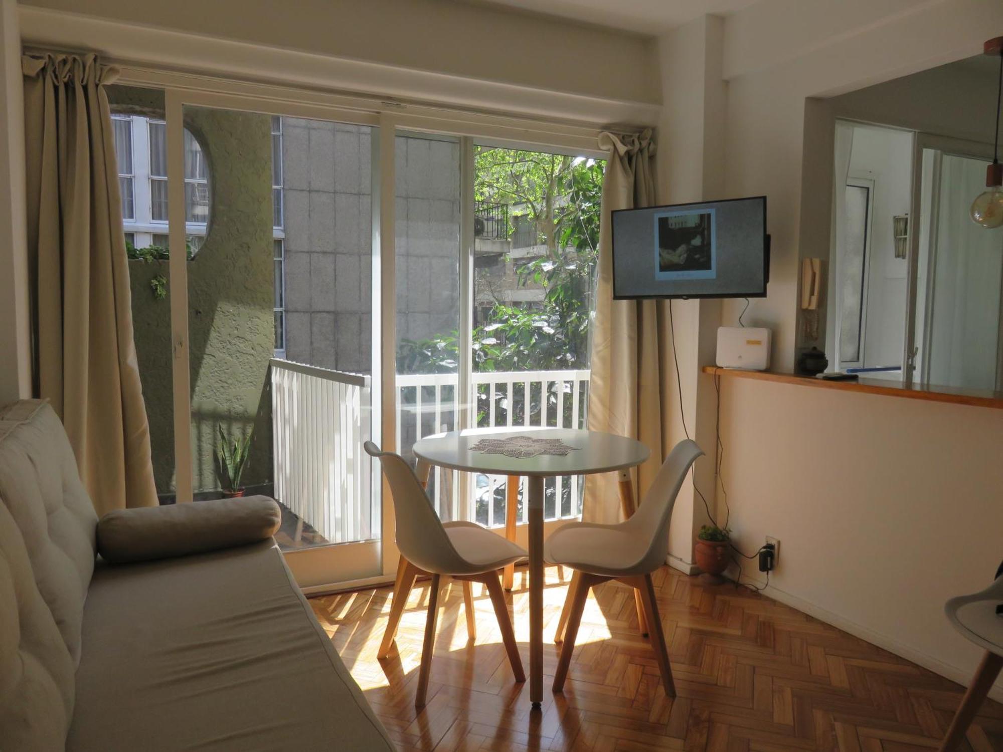 Oasis Palermo Soho Apartment