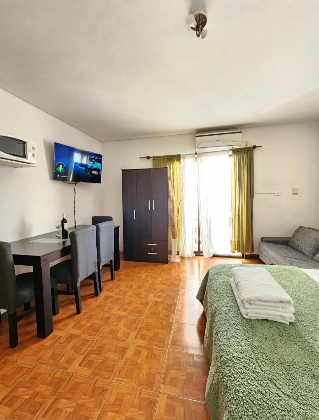 Lindo Departamento A 2 Cuadras Del Obelisco