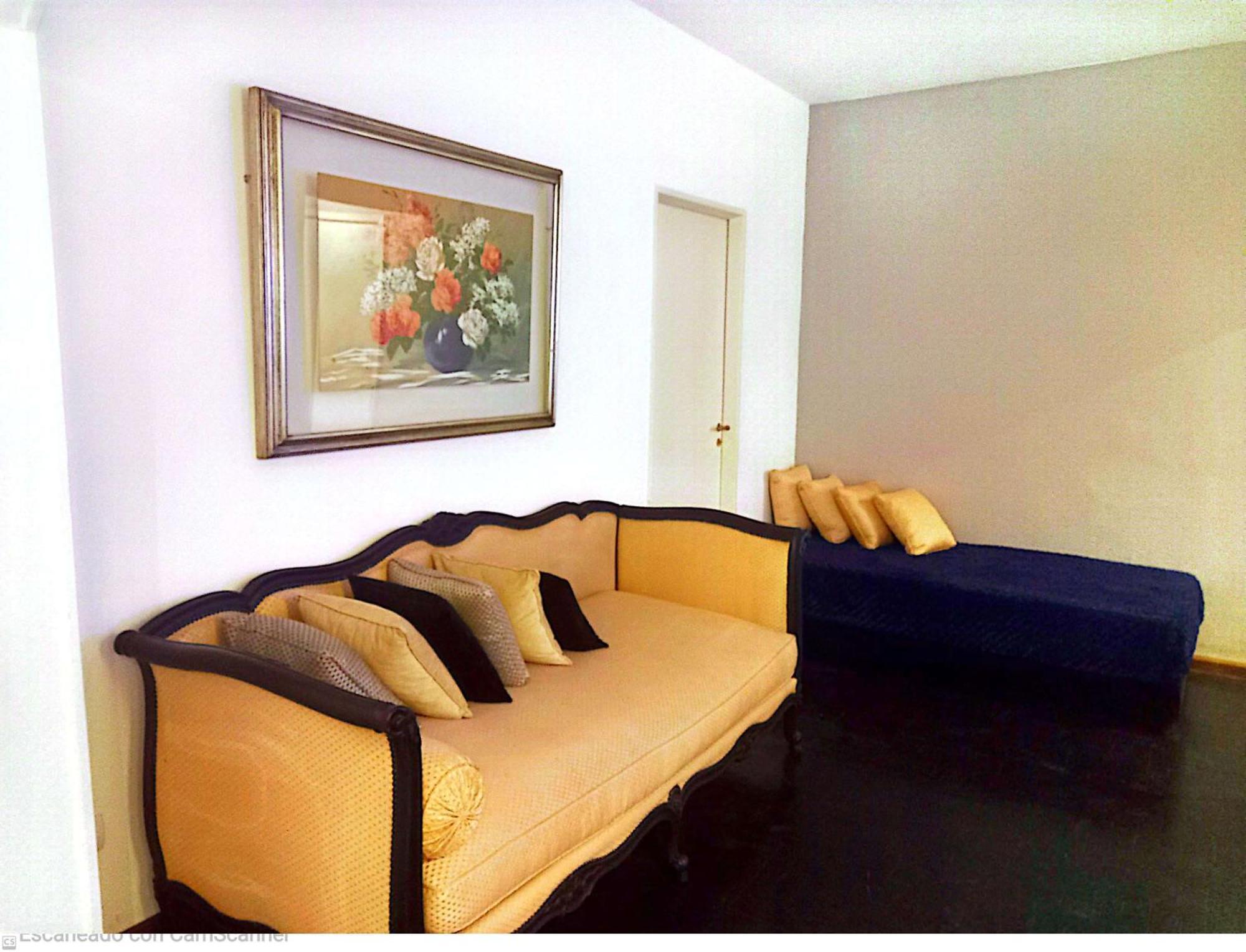 Apartment En Recoleta Y Con Jardin Buenos Aires