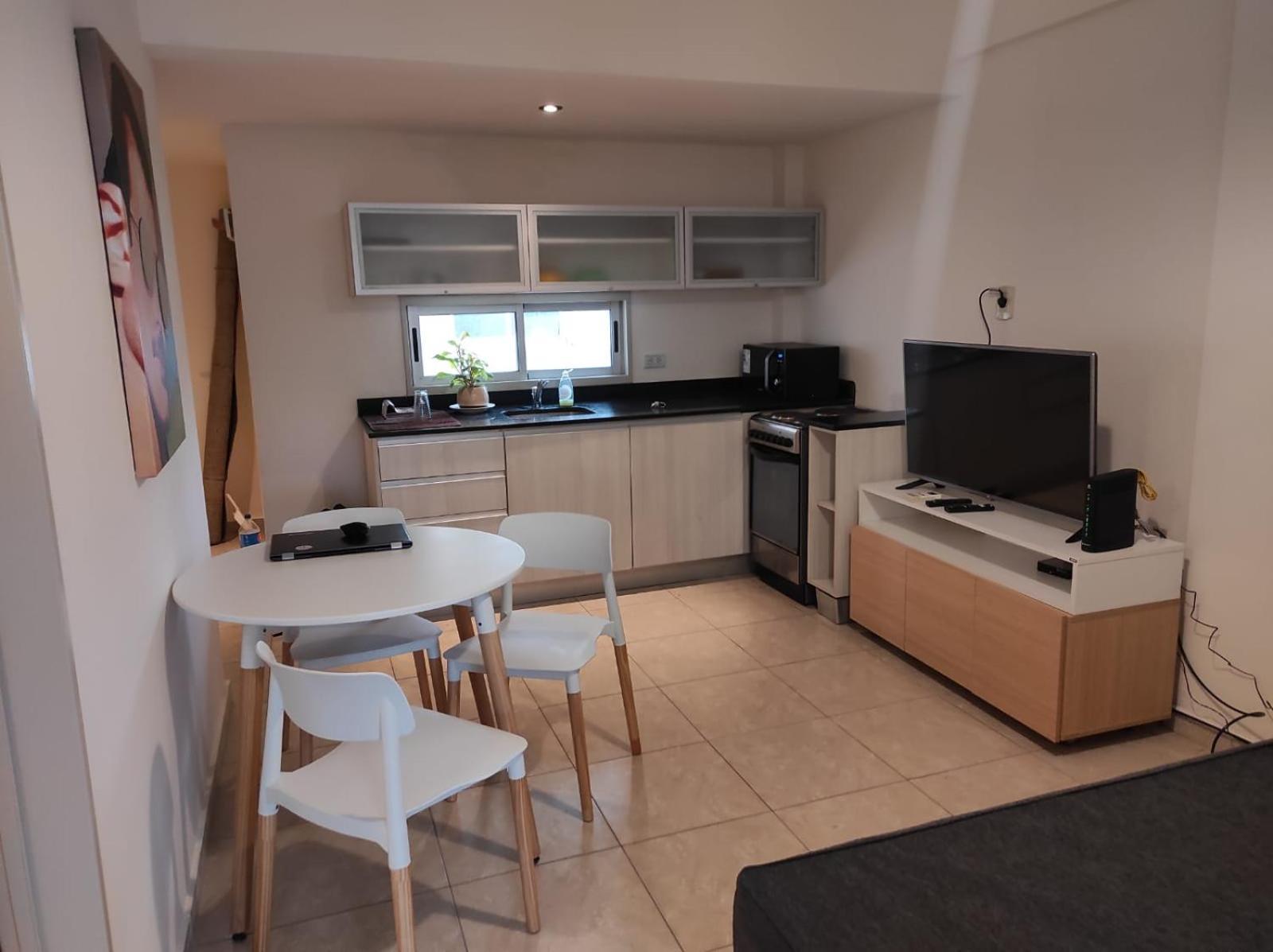 Serrano Suites: Modern Comfort Near Movistar Arena