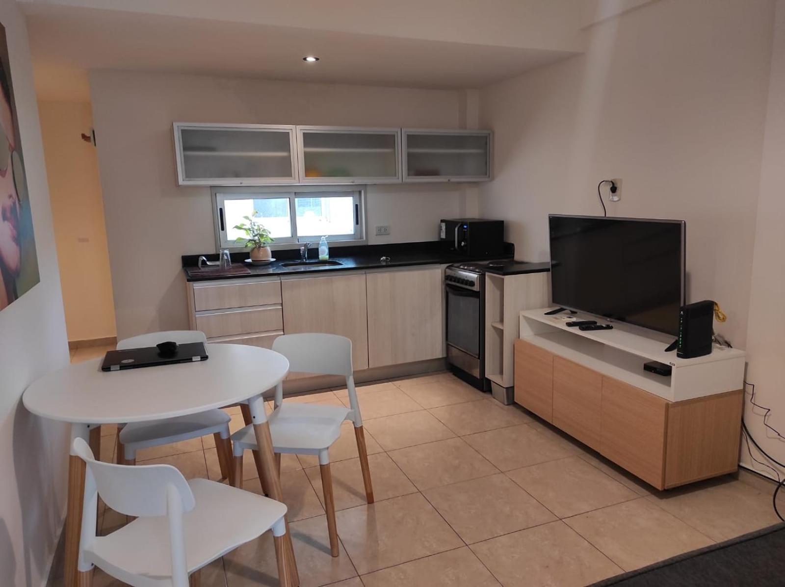 Apartment Serrano Suites: Modern Comfort Near Movistar Arena *