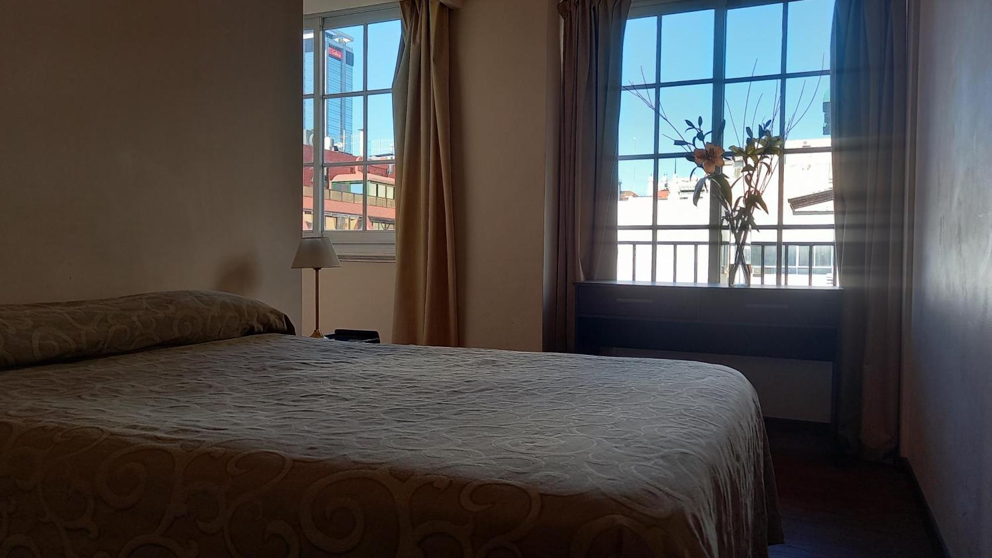 King's Hotel 2*