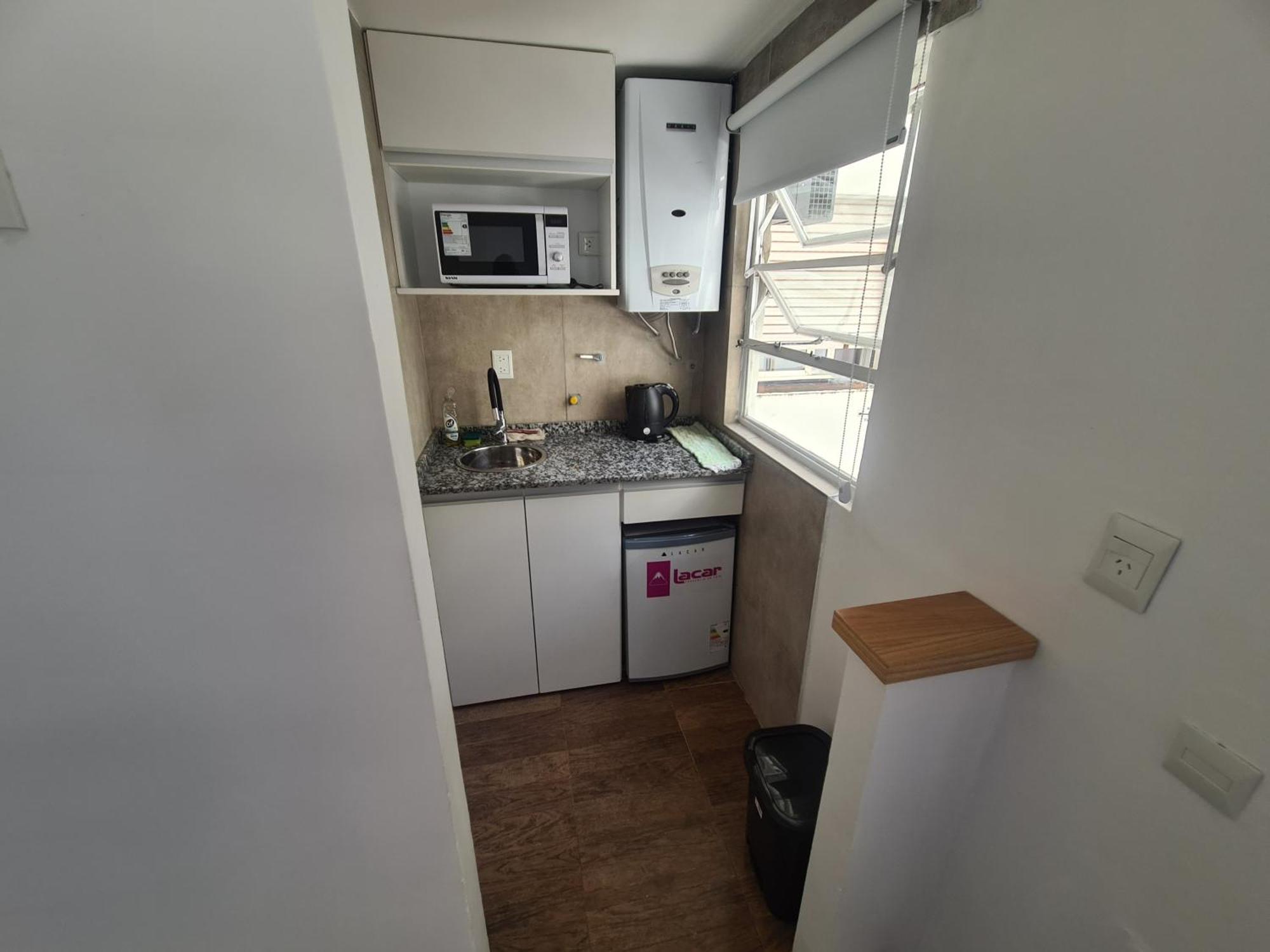 Av. Corrientes 1670 - Paseo La Plaza - Apartamento Buenos Aires