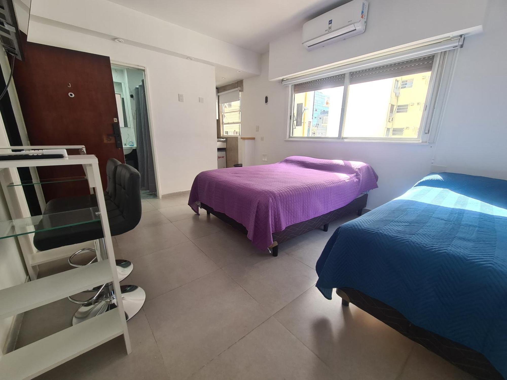Av. Corrientes 1670 - Paseo La Plaza - Apartamento
