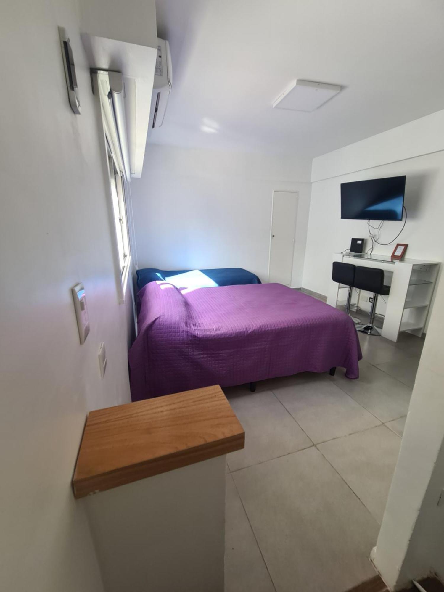 Av. Corrientes 1670 - Paseo La Plaza - Apartamento Buenos Aires