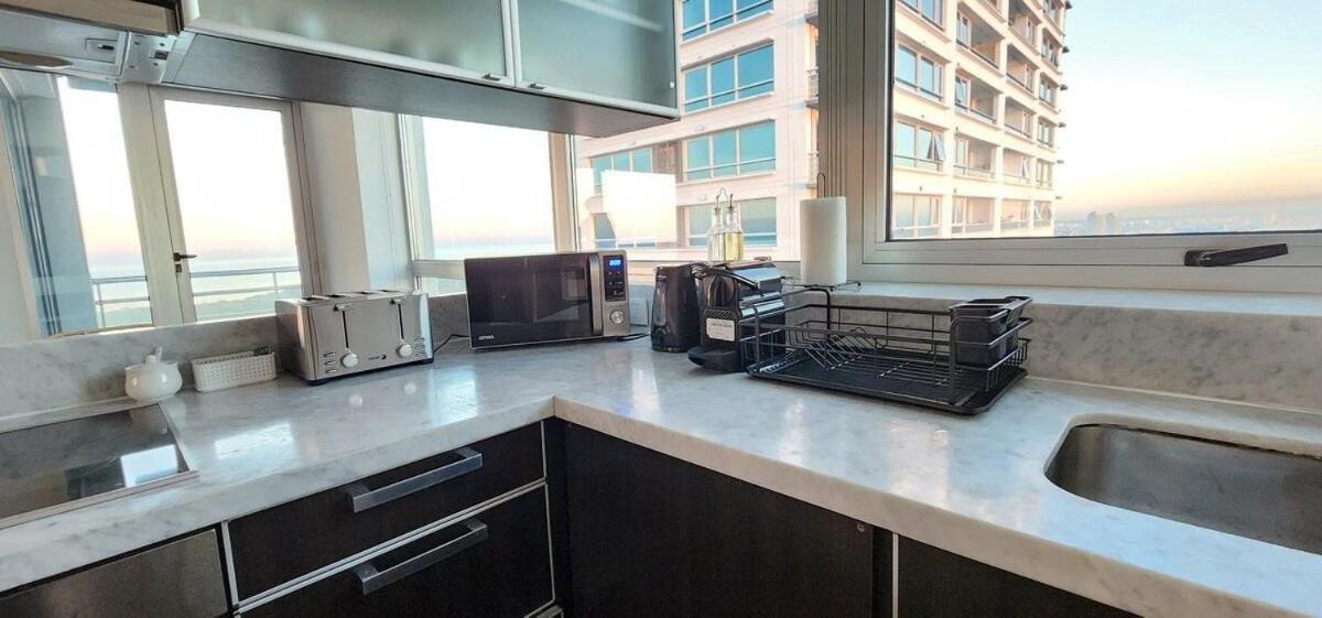 Apartamento Puerto Madero Piso 38 Vista Rio Frente Al Hilton Buenos Aires