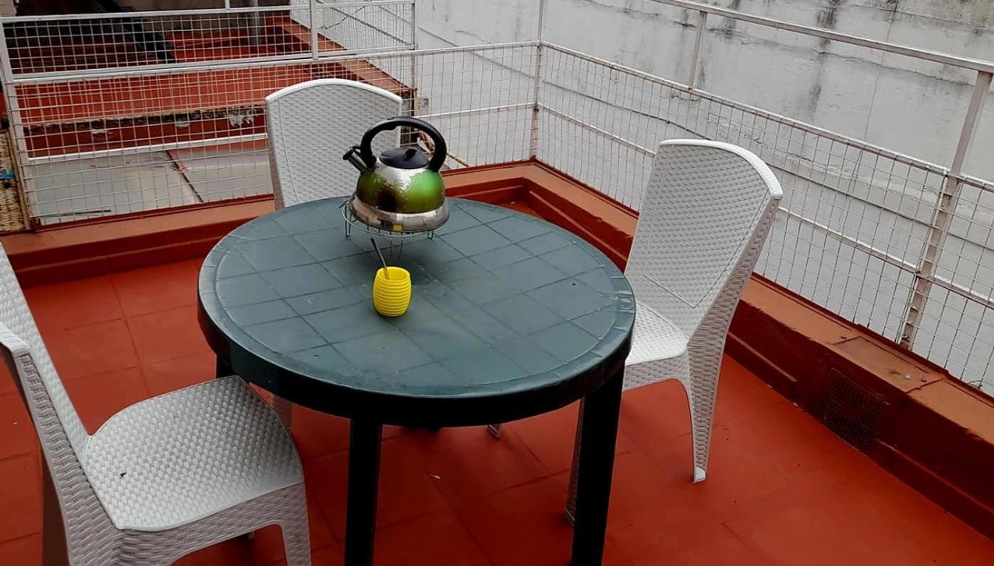 Carlos Calvo Apartment *