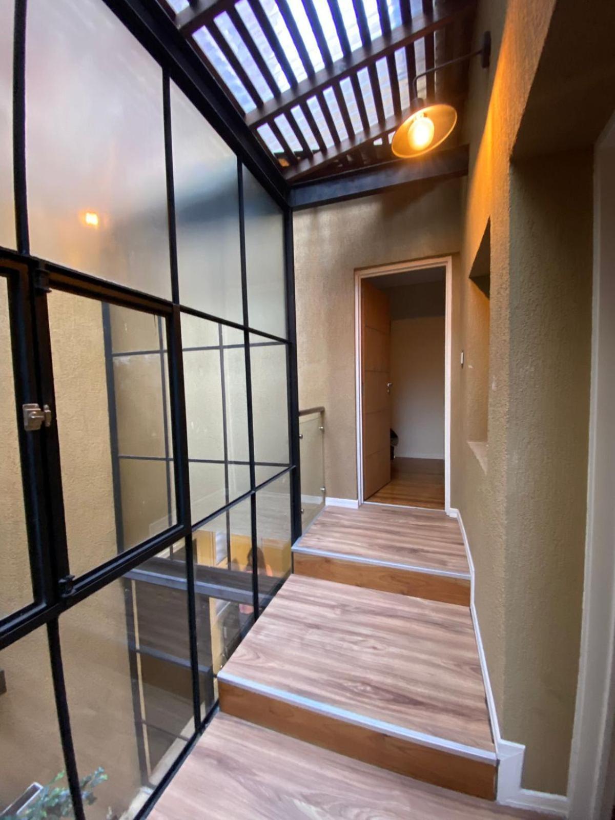 Holiday home Hermoso, Moderno Con Patio Y Terraza 7 Personas *