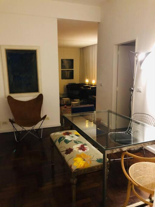 Apartment Feel Coziness In The Overwhelming