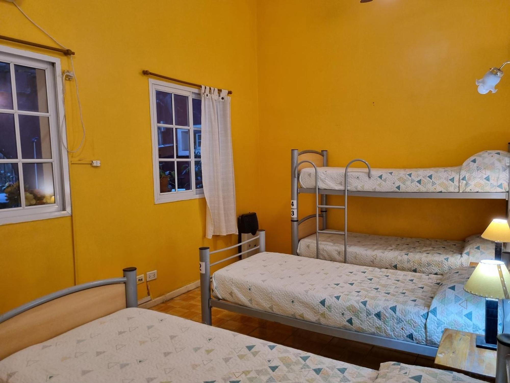 Estoril Hostel *
