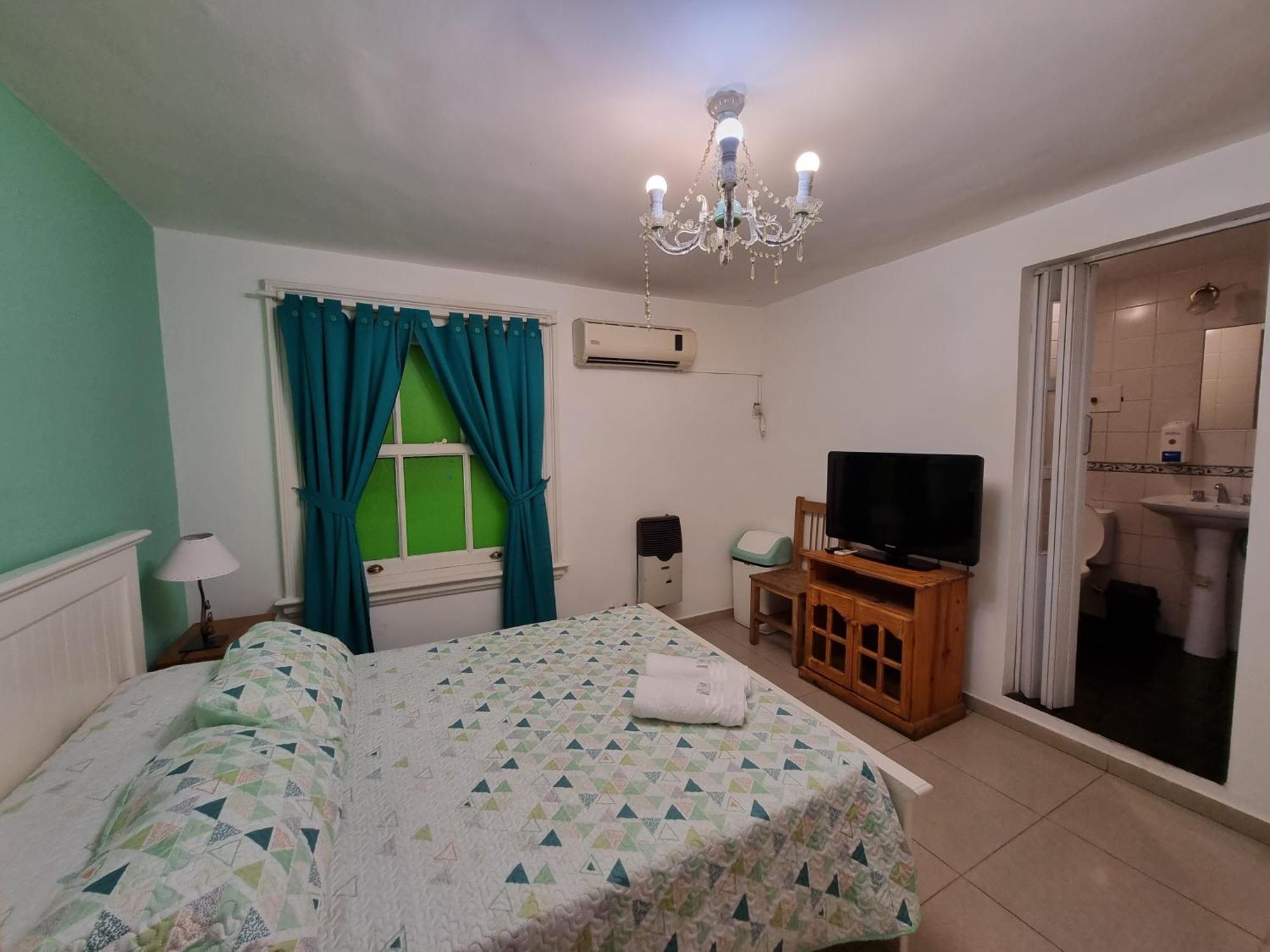 Hostel Estoril *