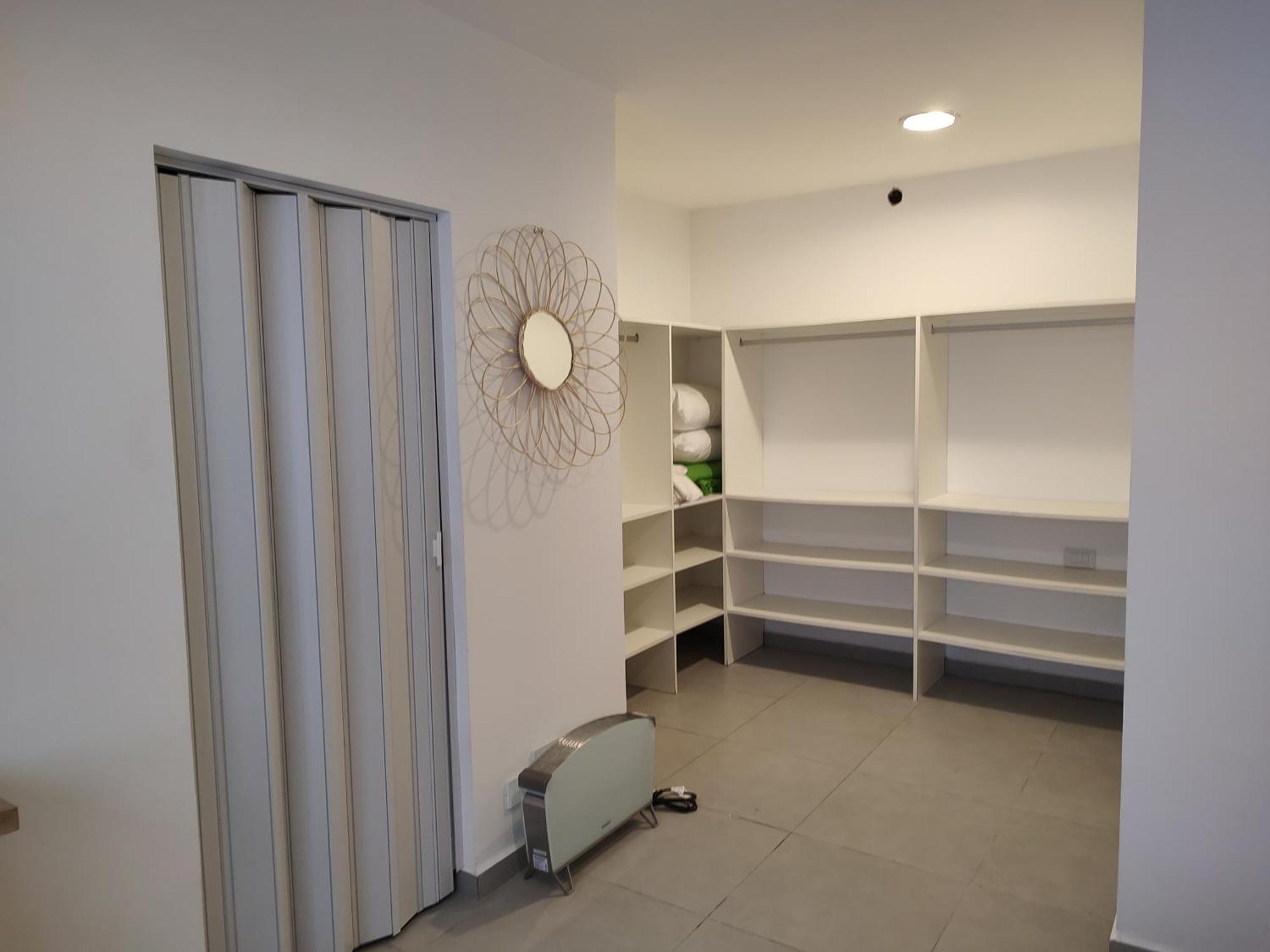 Apartment Moderno Ph Con Patio En Chacarita A 3 Minutos De Palermo Y 2 Cuadras Del Movistar Arena
