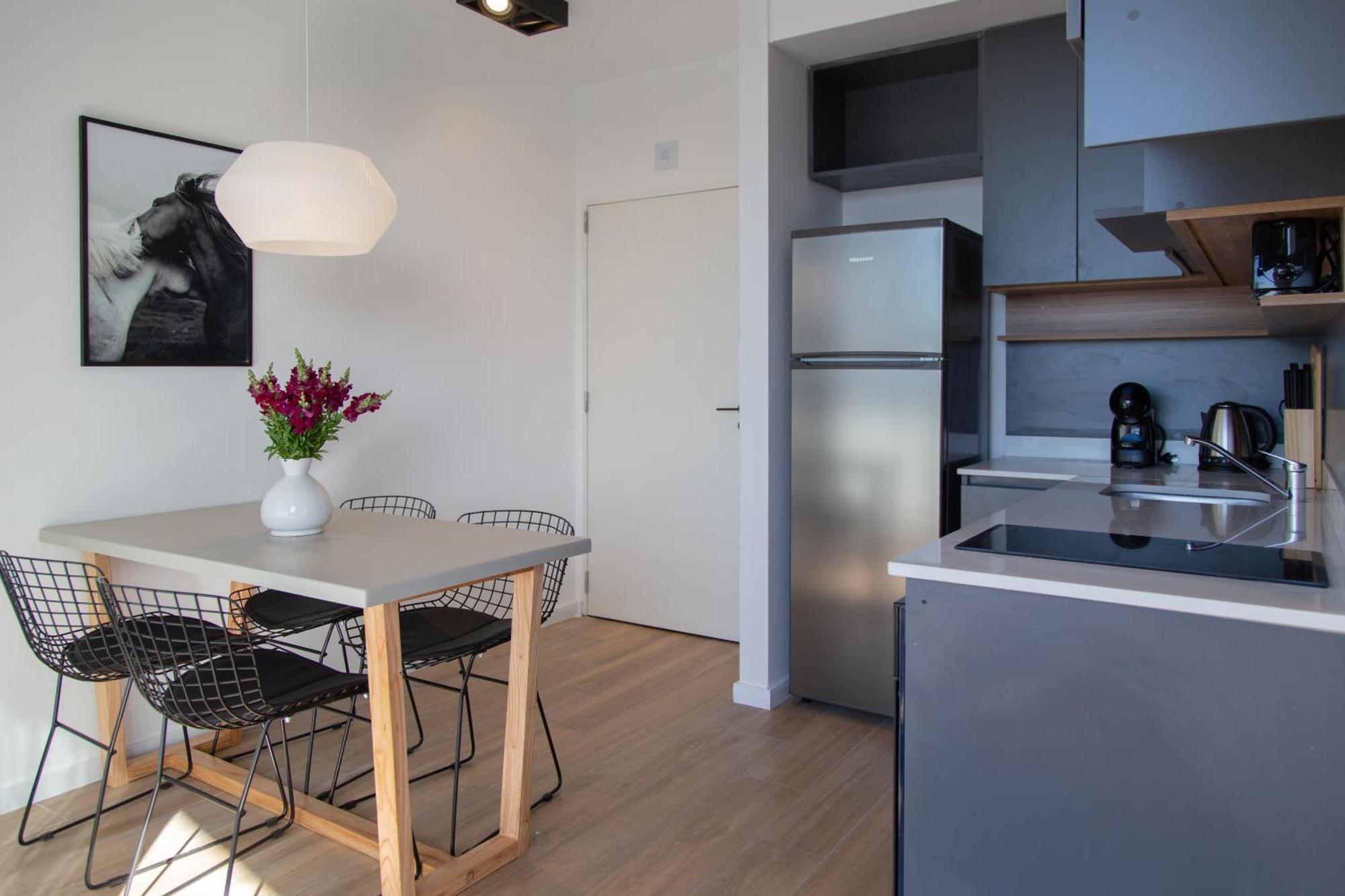 Pinea Beautiful Apartment *