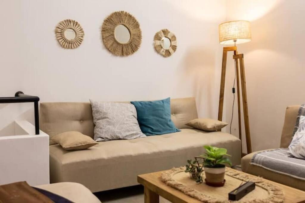 Apartamento Casa Jade, Amplia Casa Con Excelente Ubicacion En Capital Federal