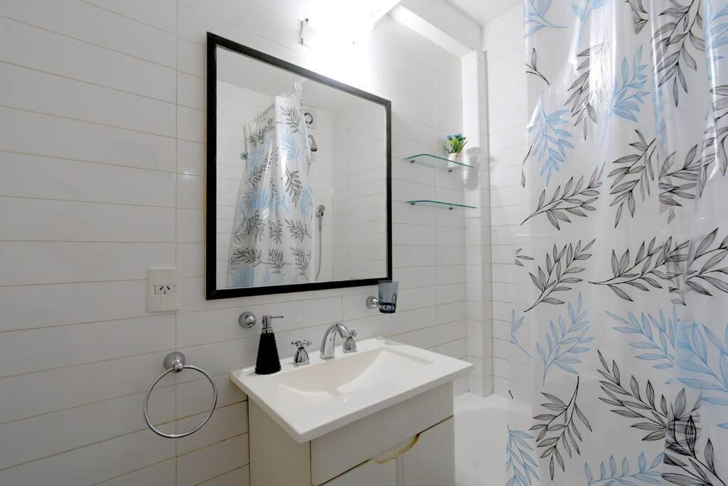Palermo Chico 2br: Dream Location For Park Lovers Buenos Aires