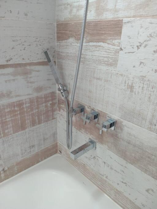 Amazing 3-bedroom In Beautiful Palermo/canita Area Apartment *