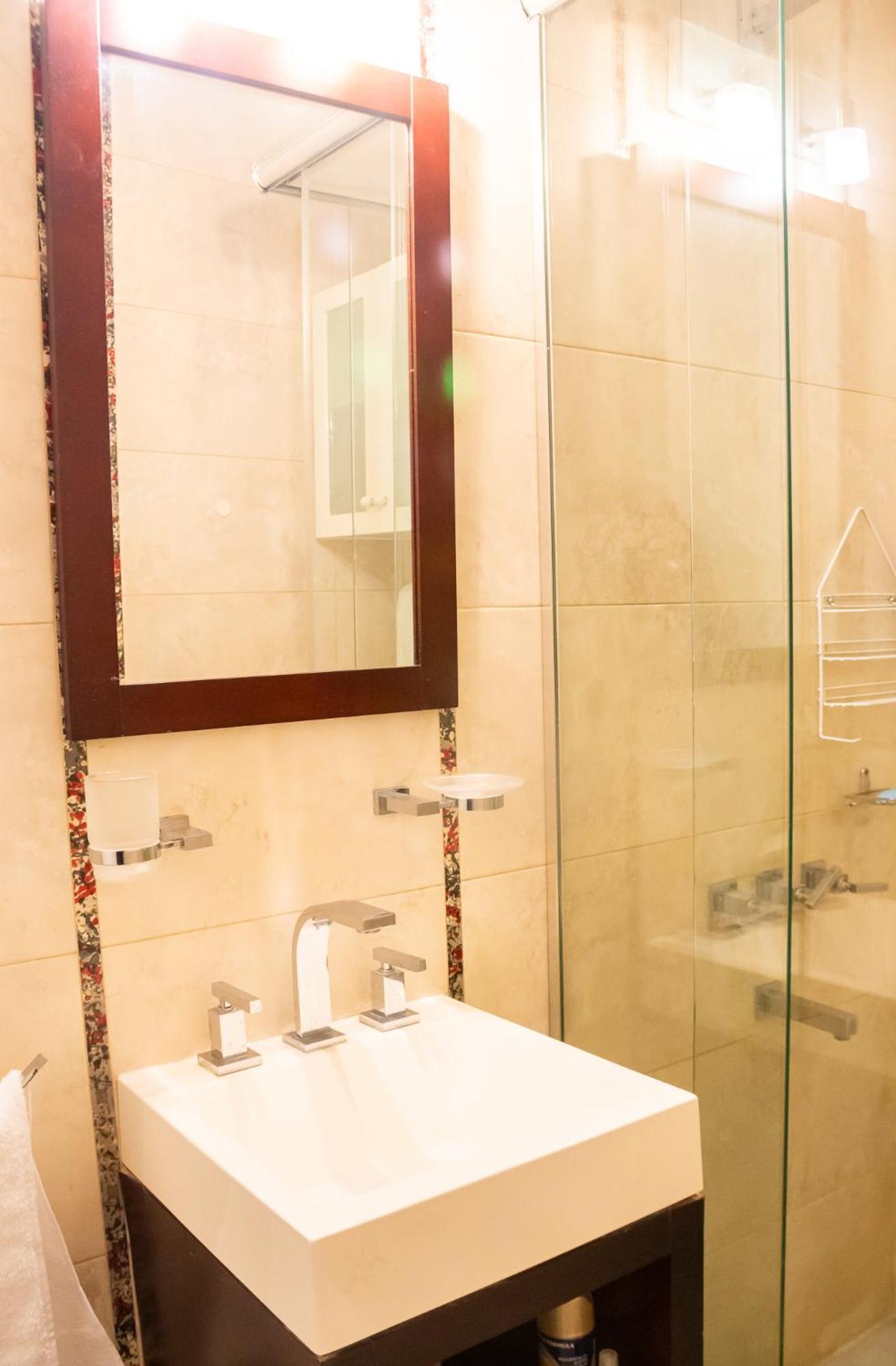 Arenales Recoleta 3pax Buenos Aires