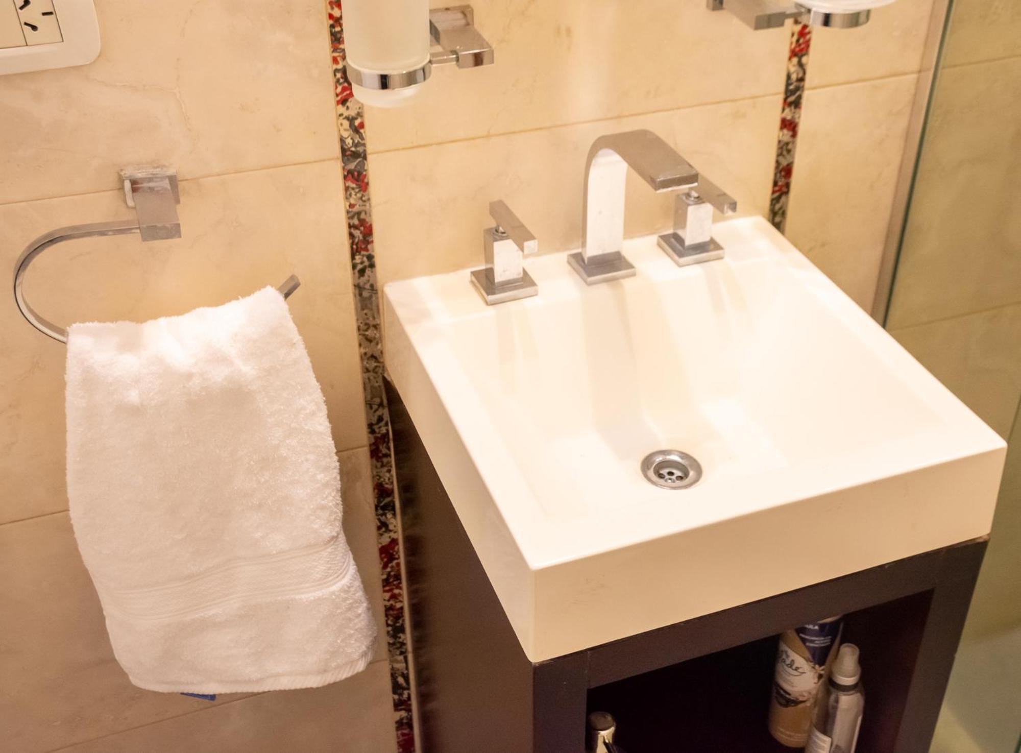 Arenales Recoleta 3pax * Buenos Aires