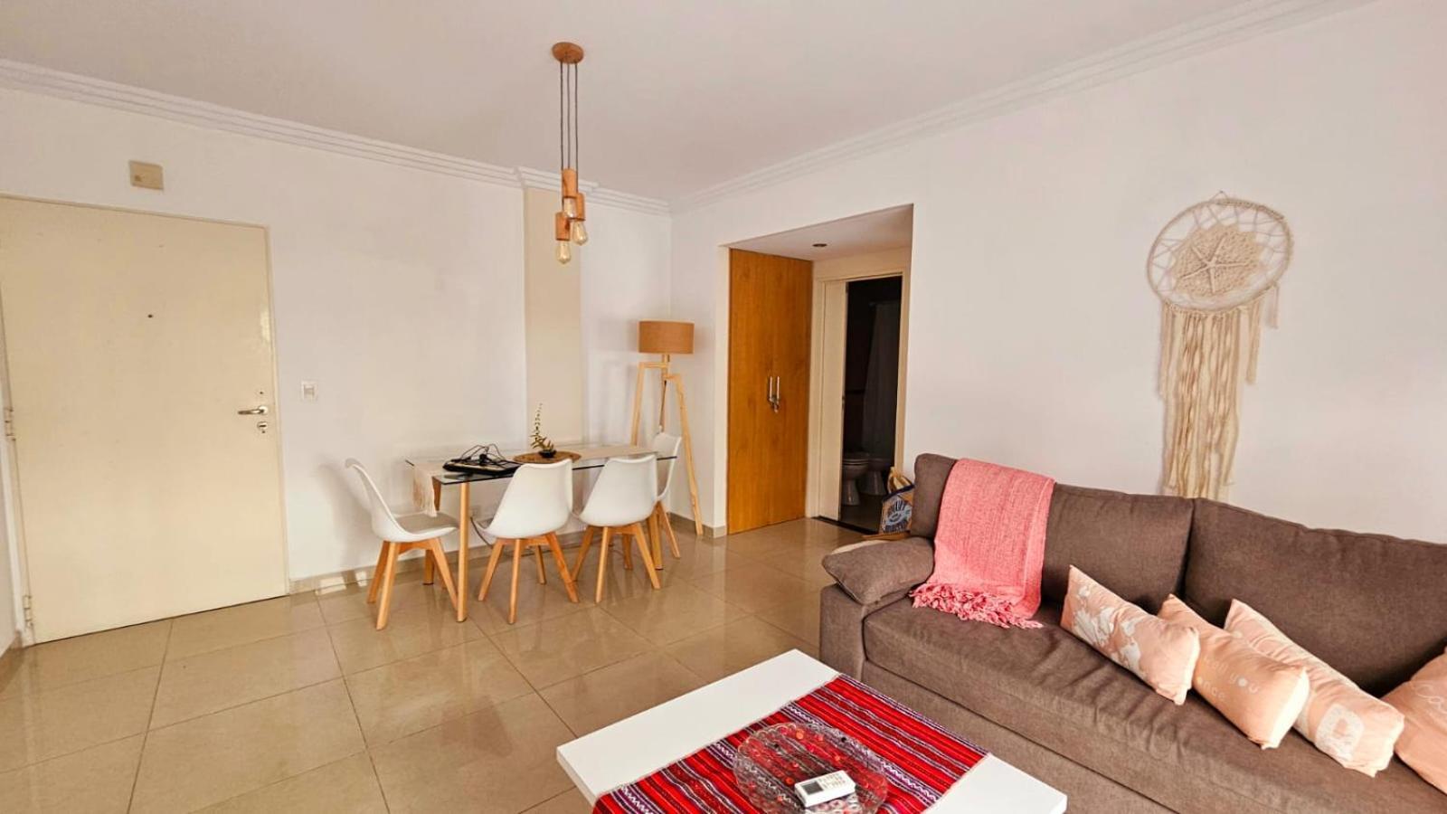Apartment Miller Y Olazabal