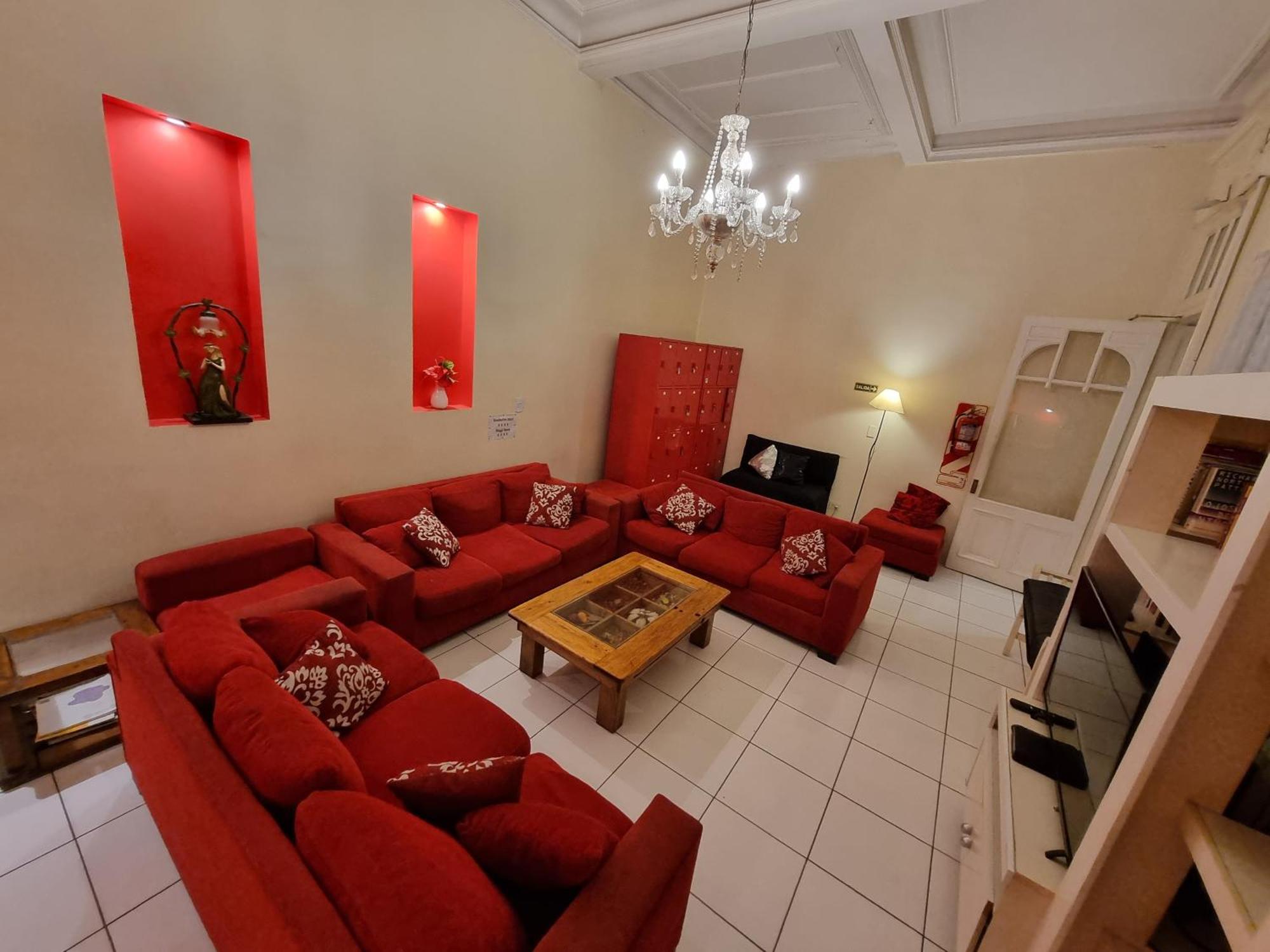 Estoril Hostel *