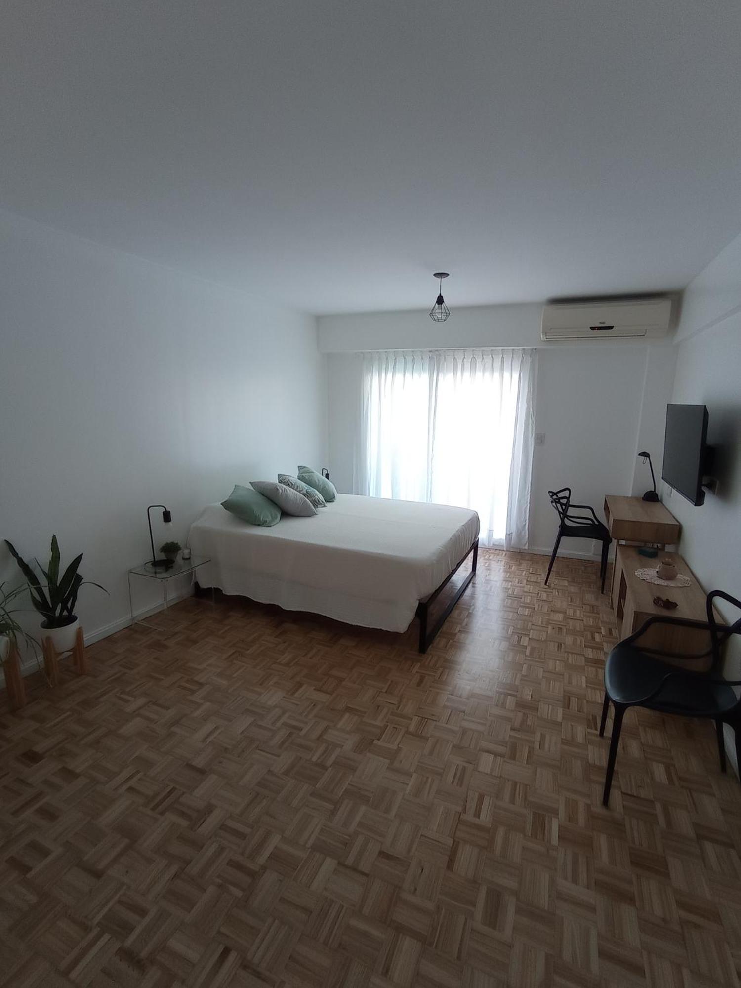 Little Esmeralda Apartment *