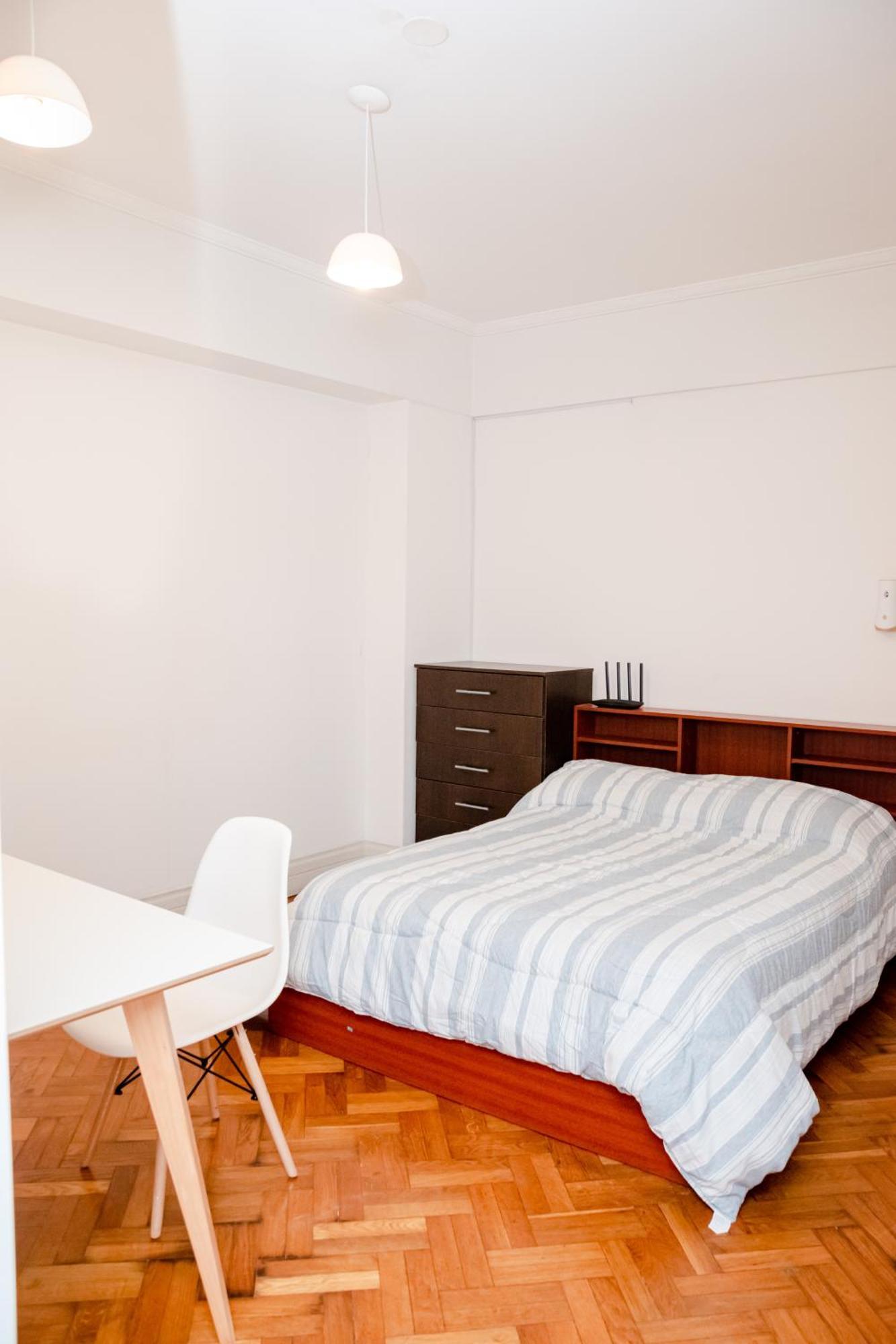 Homestay Private In A Huge Multicultural *